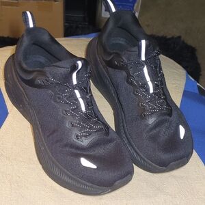 Sleek Black Nortiv 8 Running Shoes with White Details Women's Size 10.5 $50